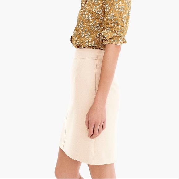 NWT Ivory Princess Mini Skirt in Double-Serge Wool - Picture 3 of 6